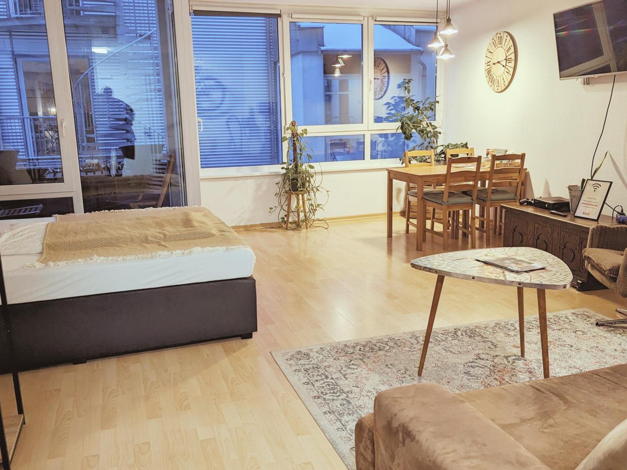 Zentrale - Ferienwohnung Am Thomaskirchhof Leipzig Dış mekan fotoğraf